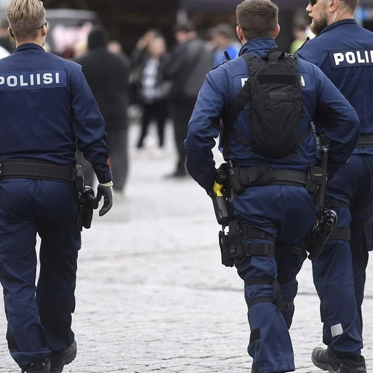5(001)