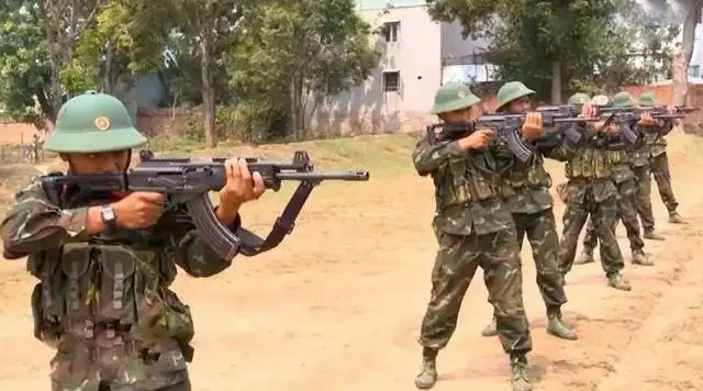 Nine Key Pieces of Equipment for Elite Vietnamese Soldiers